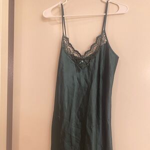 VINTAGE- SLEEP SOLUTIONS Emerald Green Slip Dress
